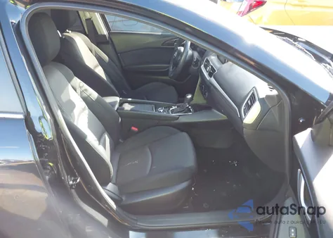 2018 Mazda Mazda3 Sport из США, поврежденный, VIN 3MZBN1U79JM233765